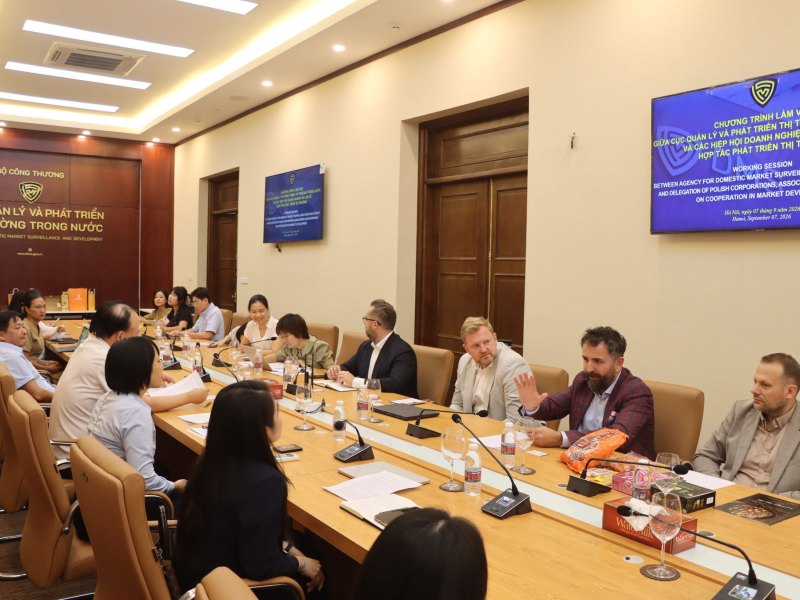 Loạt doanh nghiệp bán lẻ hàng đầu Ba Lan sang Việt Nam